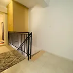 Personal Villa 5 Minutes To Pier